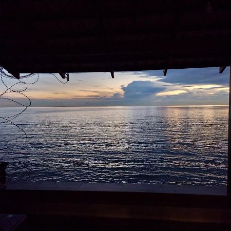 Seaview Holiday Home Петалинг Джая Екстериор снимка